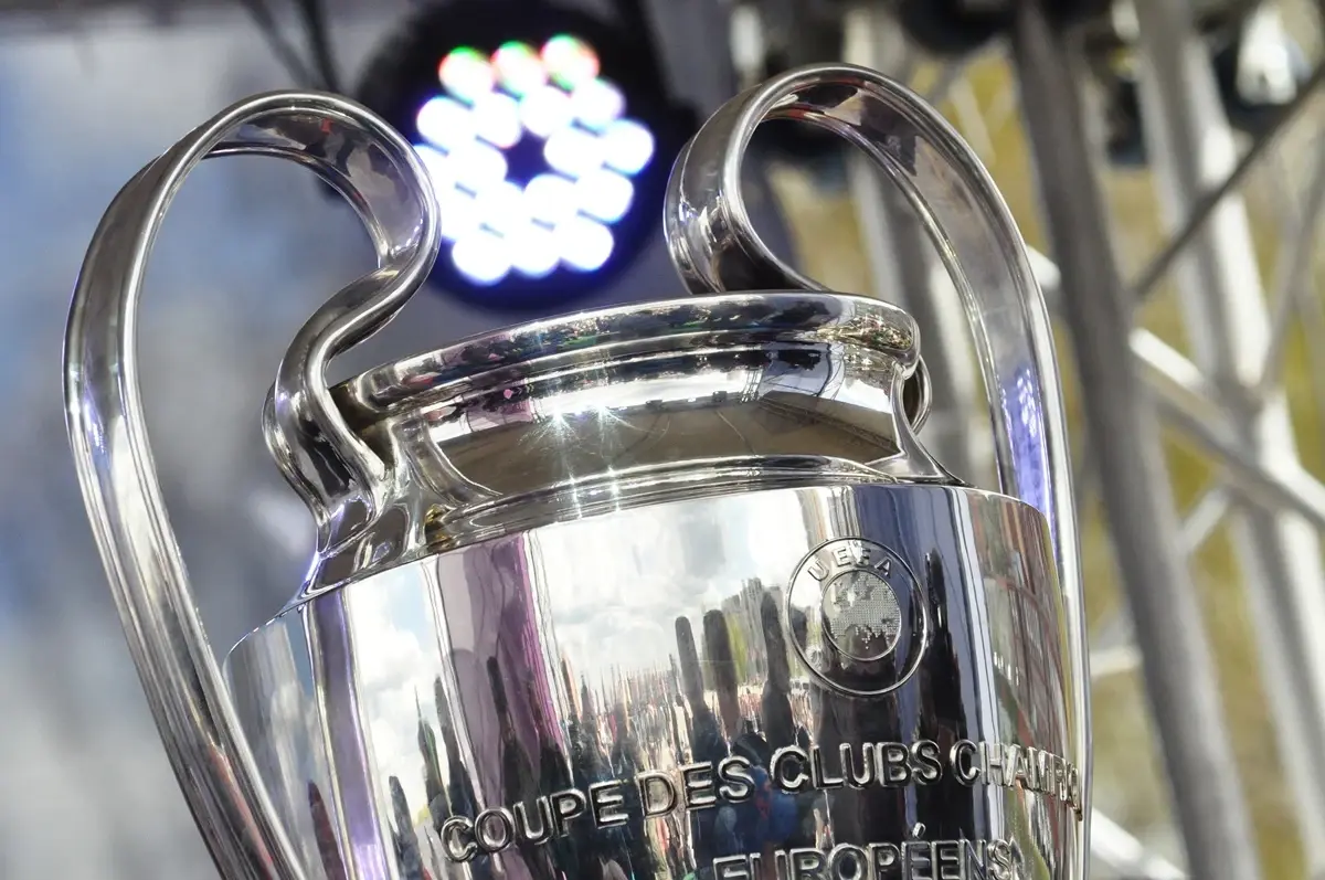 manchester-united-przegral-z-atletico-czerwona-kartka-dla-leny-ego-yoro