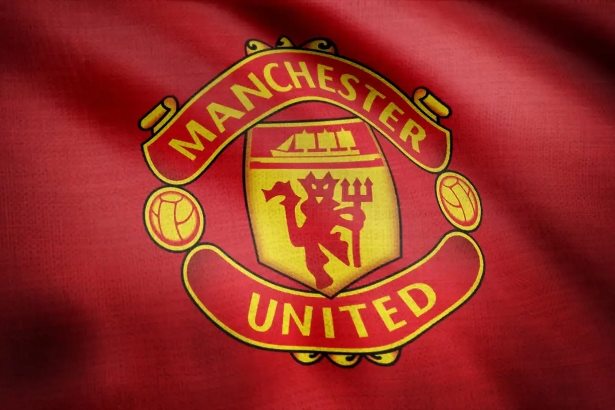 fan-manchesteru-united-nie-obcial-wlosow-prawie-500-dni-obiecal-sciecie-po-pieciu-zwyciestwach